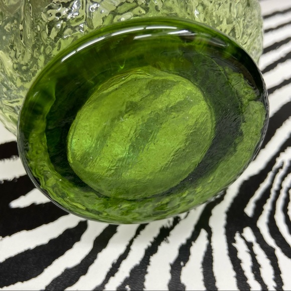 VINTAGE Anchor Hocking Daisy Rain Flower Avocado Green Vase - Picture 7 of 10